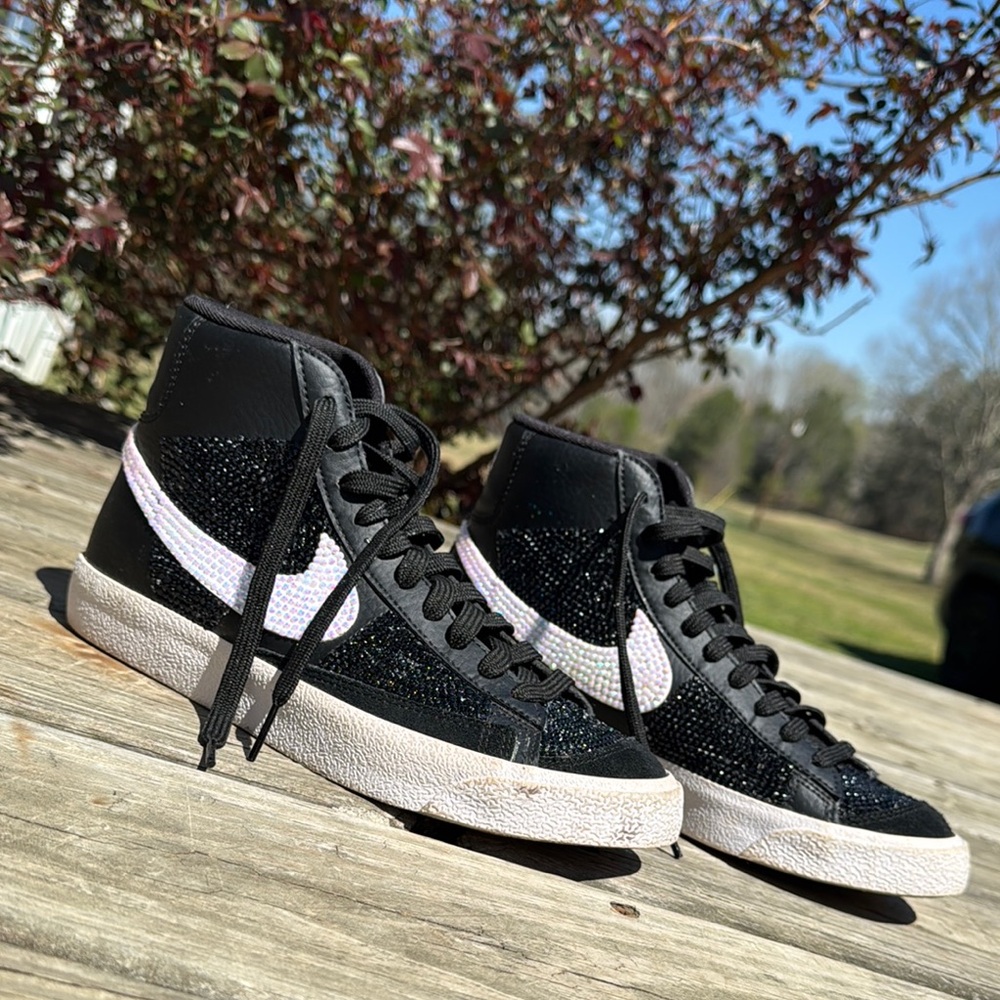 Custom Nike Women's Black and White Sneakers